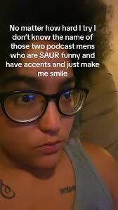 They always laugh at one another, one is darker skinned the other is lught  skinned PLEASE SOMEONE HELP #fyp #poscasts #onthisday #foryou #xybca  #findem #friends #theyregonnaknow