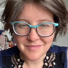 That is such a source of comfort, just to be heard by another woman without  judgment... with just love." Kathryn Hahn discusses female friendship with  Amy Poehler Tag your girl gang 💖 @