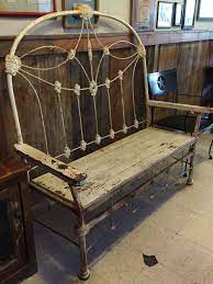 Antique Iron Bed Reclaimed Wood Made Into A Bench Furniture Diy Repurposed Furniture Headboard Benches