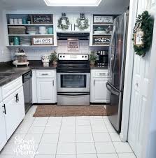 How to paint kitchen cabinets without sanding. How To Paint Kitchen Cabinets Simple Made Pretty 2021