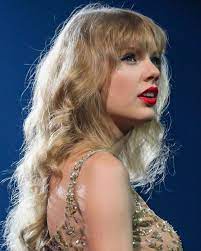 Taylor Swift Nishita On Instagram Favourite Tour Outfits Redtour 1989worldtour Reput Curly Hair Styles Taylor Swift Speak Now Taylor Swift Pictures