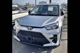 Toyota fortuner 2021 dimensions 4795 mm in length, 1855 mm in width and 1835 mm in height, with a wheelbase of 2745 mm, you can also check toyota fortuner 2021 dimension converted into. Toyota Raize Suv Dimensions Safety Features Mileage