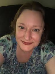 Diane Bancroft's Instagram, Twitter & Facebook