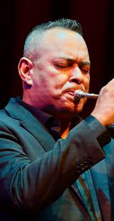 The music you play makes you want to close your eyes and listen with your  heart 🌺