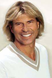 Very early he learned to ski down into the valley on his skis. Hansi Hinterseer Age Birthday Biography Movies Family Facts Howold Co