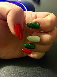 Christmas Nails Glitter Green White And Red Red Nails Glitter Holiday Acrylic Nails Red Christmas Nails