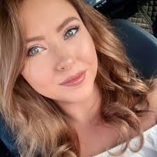 Sarah Beth Kinard (@Sb_Kinard)