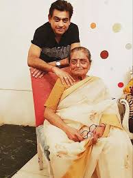 Последние твиты от amit kumar (@amitku). Ruma Guhathakurata With Her Son Amit Kumar Gulgal Com Film News Fashion Femina Beauty Tips Film Review Music