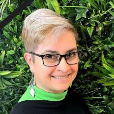 Pannonia MGTSZ házatáján is vannak olyan események amiről csak fájó szívvel  lehet írni a sorokat. 2025 január 25-én tragikus hirtelenséggel hagyott itt  minket Csillag-Király Dóra , Csillag Zsolti motoros társunk párja. A