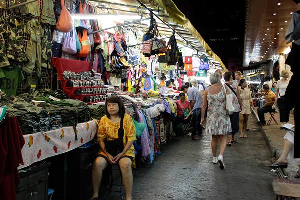 Mga resulta ng larawan para sa Patpong Night Market, Bangkok, Thailand"