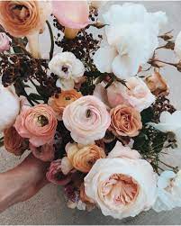 See more ideas about wedding bouquets, bridal bouquet, bouquet. 1 990 Mentions J Aime 28 Commentaires Jenn Sanchez Jennchezdesign Sur Instagram Link In Profile For Februar Flowers Flower Arrangements Pretty Flowers