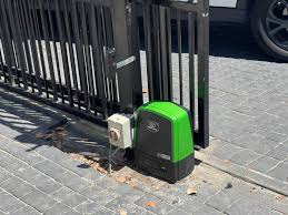 DSTV/ Gate Motor / CCTV installation and repairs. We Sell and Install major  brands of Gate Motors Centurion, Gemini, ET, Hansa, DTS. We offer a wide  range of CCTV packages at the