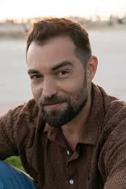 Bassel Alzaro: Arab Star. Global Vision.