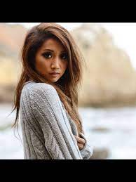 Omfg Brenda Song Is Soooooo Pretty 000 Love Her Sweater N Her Beautiful Long Hair Omds Brenda Song Long Hair Styles Actresses