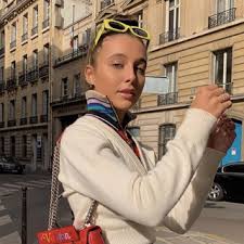 Who Is Emma Chamberlain Home Facebook
