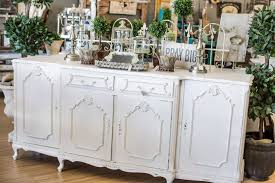 Pretty In Paint Store Medford Oregon Www Facebook Com Prettyinpaint Whitebuffet Paintedfurniture Homedecorating Redo Furniture Storing Paint White Buffet