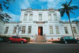 It is located near the campus of the university of são paulo, in the city of the same name. Instituto Butantan Veja Sao Paulo