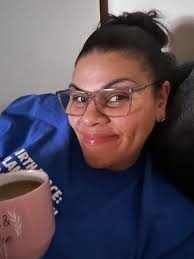 Almost 11 pm. Perfect time for some coffee. And this is my fave mug 🥰🥰🥰