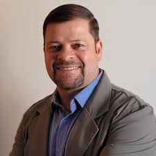 Hoje completo 3 anos de Alumasa! Pouco tempo?! Para alguns pode ser que  sim, mas para mim foram mais de 1.000 dias de aprendizado, de experiência  adquirida, de incertezas e também de… |