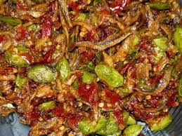 Nasi putih 5 cawan bawang merah 5 ulas bawang putih 3 ulas cili padi 4 biji ikan bilis. Resepi Ikan Bilis Goreng Cili Api Petai