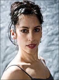 Dianna Tomlin's Instagram, Twitter & Facebook