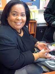 Annette Boatwright's Instagram, Twitter & Facebook