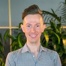 Jacob Amos's Instagram, Twitter & Facebook