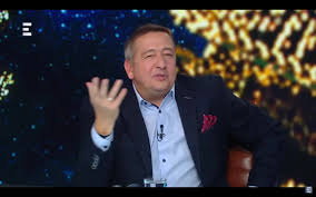 Február 26.) magyar író, újságíró, publicista rajongók oldala. Bayer Zsolt On Coub