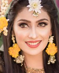 Image May Contain One Or More People Flower And Closeup In 2020 Pakistani Bridal Makeup Bridal Makeup Wedding Bridal Makeup Looks