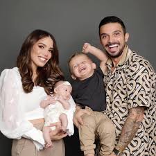 32 ans date de naissance: Julien Tanti Unfaithful To Manon Marsault Les Marseillais An Ex Tries To Contact Him Again News24viral