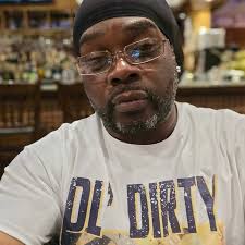 Fabian Murray's Instagram, Twitter & Facebook