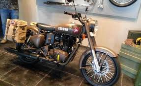 Ride safe and enjoy the trip! Royal Enfield Classic 500 Price 2021 Mileage Specs Images Of Classic 500 Carandbike