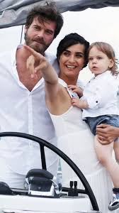 Meet the cast of the bold and the beautiful. Pin By Dolores Franco On Cesur Ve Guzel Kivanc Tatlitug Turkish Film Tuba