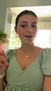 Julie Wetzel's Instagram, Twitter & Facebook