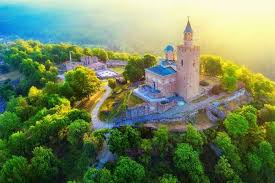 It is bordered by romania to the north, serbia and north macedonia to the west, greece and turkey to the south. 10 Grand Castles In Bulgaria For The History Lover In You