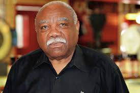 Cochran served up steaks and harmony