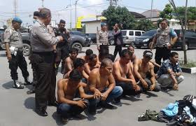 Pabrik kim mabar medan : Bentrok Di Kim I Mabar 13 Pemuda Diamankan Polisi