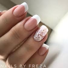 Novias piel clara deben seleccionar un color blanco con un toque de color rosa para un brillo natural. Https Xn Uasdecoradas 9gb Co Con Flores