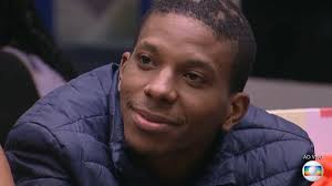 O anúncio foi feito aos participantes agora há pouco. 0j0fgnfcngyvim