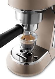 Therefore, the ec680m definitely doesn't require much space to. De Longhi Dedica Style Ec 685 Bk Espresso Filter Holder Espresso Machine With Professional Milk Foam Nozzle 15 Cm Wide 1 Litre Water Tank Full Metal Casing E S E Pads Beige Amazon De Home