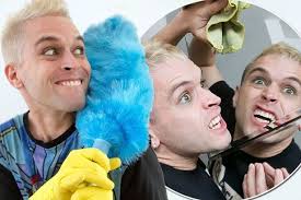 Bb7 winner with tourettes,now star of horror/comedy movies & green fingers sitcom on amazon playing des bookings. Pete Bennett Latest News Views Gossip Pictures Video The Mirror