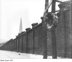 Tout est dans le titre!découvrez ou redécouvrez une partie de l'histoire du mur de berlin.bon visionnage! Berlin Et L Allemagne Dans La Guerre Froide Schemas Histoire Geographie