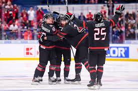 Am montag spielt der favorit russland gegen tschechien in der gruppenphase. Kanada Zerlegt Titelverteidiger Finnland Und Trifft Im Finale Der U20 Weltmeisterschaft Auf Russland Eishockey News