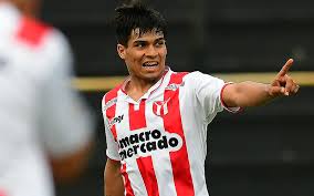 Club atletico river plate montevideo page on flashscore.com offers livescore, results, standings results. Director Deportivo De River Plate Confirma Interes En Arezo Balon Latino