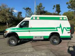 I absolutely love the 4 cylinder diesel in my sprinter and it's a shame it's not currently available, but the 2020 transit will have a 4 cyl diesel available. 4x4 Diesel Van E350 Ambulance Ford E350 Ambulance 4x4 Vans Suvs And Trucks Cars
