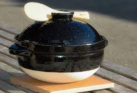 Japanese sumi kannyu donabe ceramic hot pot casserole clay pot for shabu shabu. A Quick Guide To Donabe The Japanese Traditional Earth Cookware Tadaima Japan