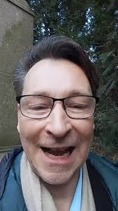 Ein wunderbares Sinfoniekonzert bot heute das Staatsorchester Braunschweig  unter der Stabführung von GMD Srba Dinić ., M. Ravel Märchenerzählung meine  Mutter die Gans, P. Hindemiths Tuttifäntchen ...