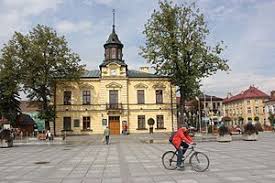 Nowy targ ˈnɔvɨ ˈtark is a town in southern poland with 34,000 inhabitants (2006). Nowy Targ Wikipedia