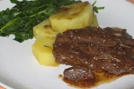 Pin By Sanders Linda On Foie De Veau Balsamique Et Au Pommes De Terre Food Moussaka Beef