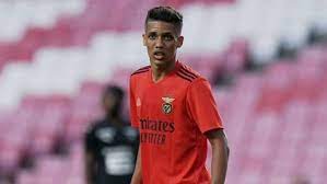 O negócio já tinha sido confirmado pelo benfica, mas este domingo o shakhtar donetsk oficializou a contratação do brasileiro pedrinho, que. Vz8ybcqava4xrm